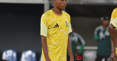 Isicelo sikaKhanye kuHugo Broos ngoRele Mofokeng