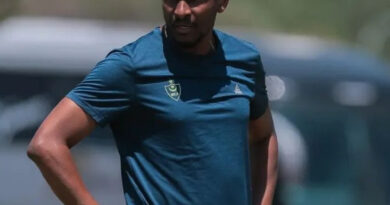 Okwenze uRulani Mokwena ashiye kwiMC Alger