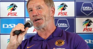 UStuart Baxter uhlonza umqeqeshi ongavusa iChiefs