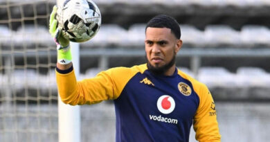 U-Petersen uncoma u-Chaine ngaphambi kwempi yaseSoweto 