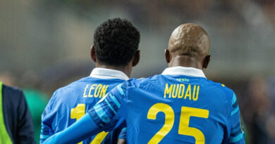 I-Sundowns isisondele kowamanqamu, kodwa u-Cardoso ukhipha isexwayiso