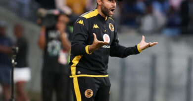 UBen Youssef uncoma ukuqina kwabadllai beKaizer Chiefs 