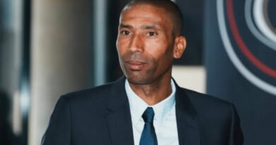 The situation escalated when Abdeslam Ouaddou turned his attention directly to Patrick Maswanganyi and the situation turned histile.
