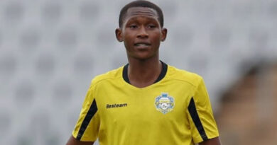 Sources close to Kaizer Chiefs say that Da Cruz likes working with young players, just like Nkosana Mbuthu.