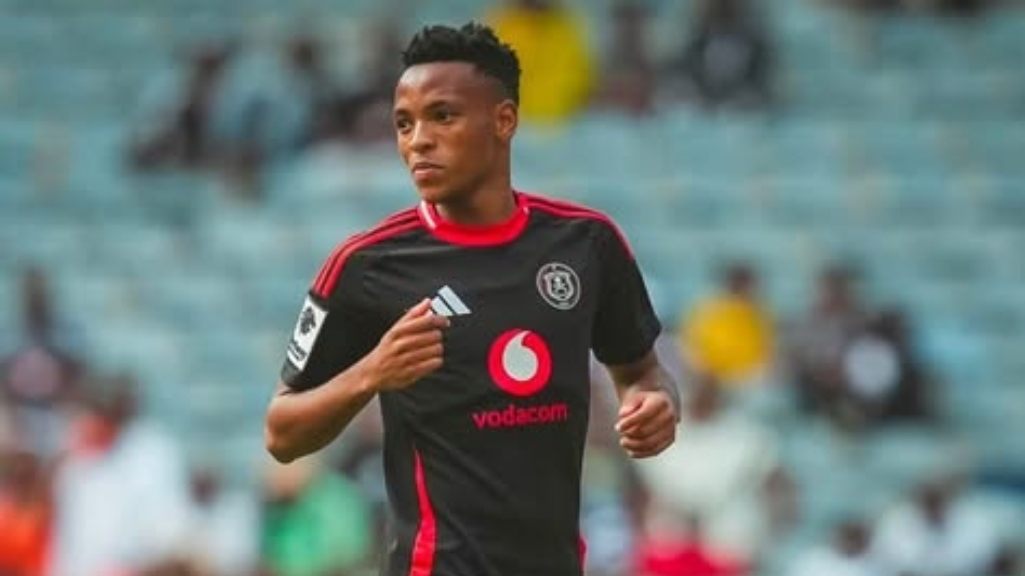 Former Orlando Pirates winger Mark Mayambela has made a bold prediction about a player who can surpass Relebohile Mofokeng at the Soweto giants.