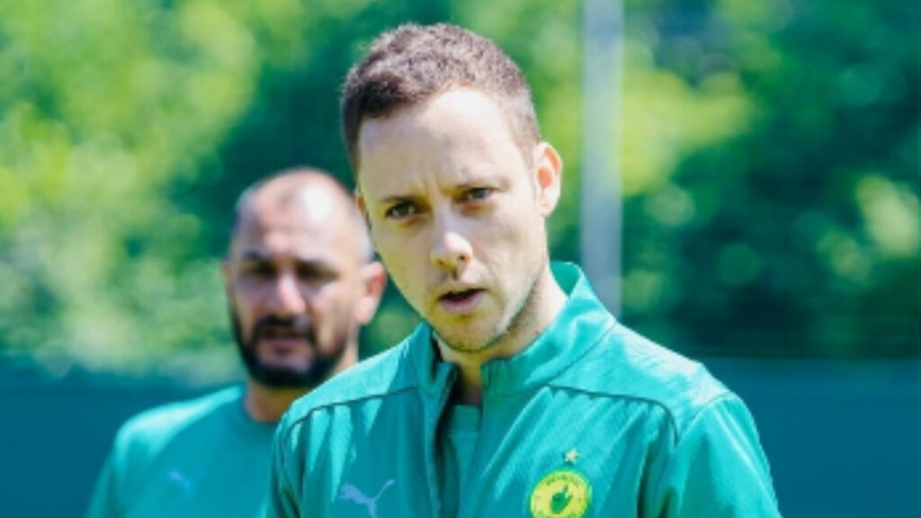 The appointment of Romain Folz at US Monastir is a clear sign that his name continues to be respected in African football.