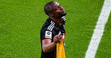 Tshegofatso Mabasa reserved special praise for the Orlando Pirates faithful, thanking supporters for standing by him throughout his highs and lows.