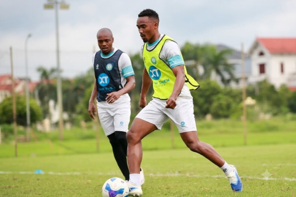 Njabulo Blom made a great name for himself at Kaizer Chiefs, where he was an important part of the team and played many matches