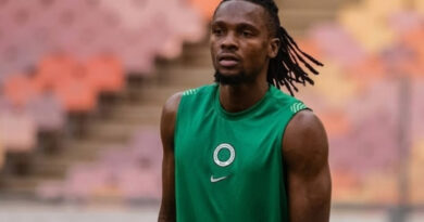 Mamelodi Sundowns management are reportedly still looking to strengthen their defense before the start of the new season, with Olisa Ndah being one of the players under consideration.