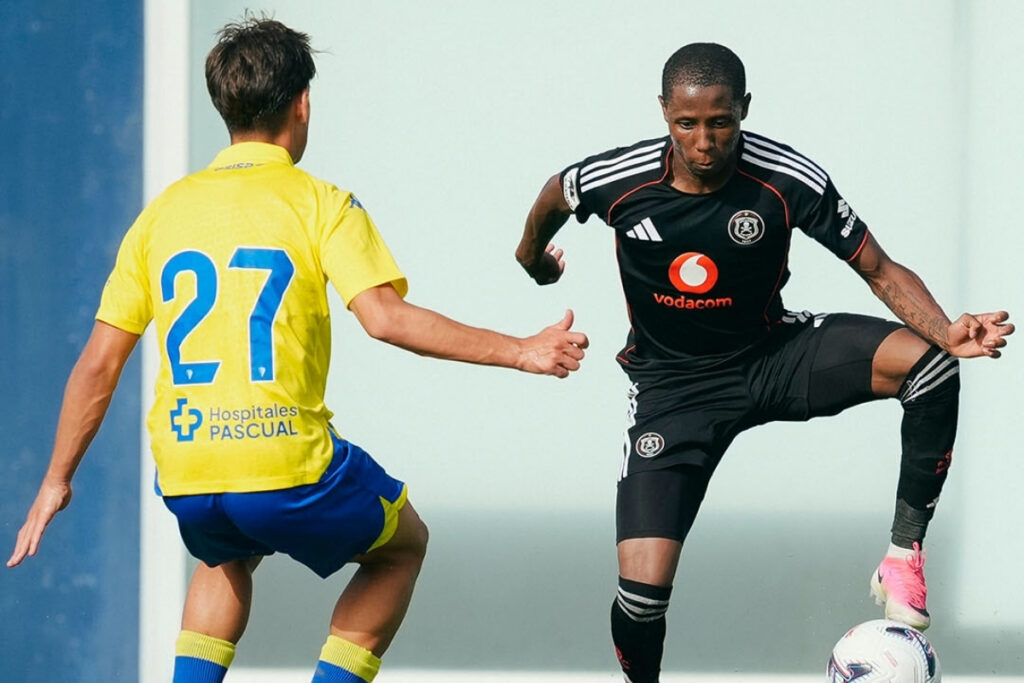 Kaizer Chiefs is about to return home, while Orlando Pirates will stay for another week in Spain as they still have three friendly matches left.