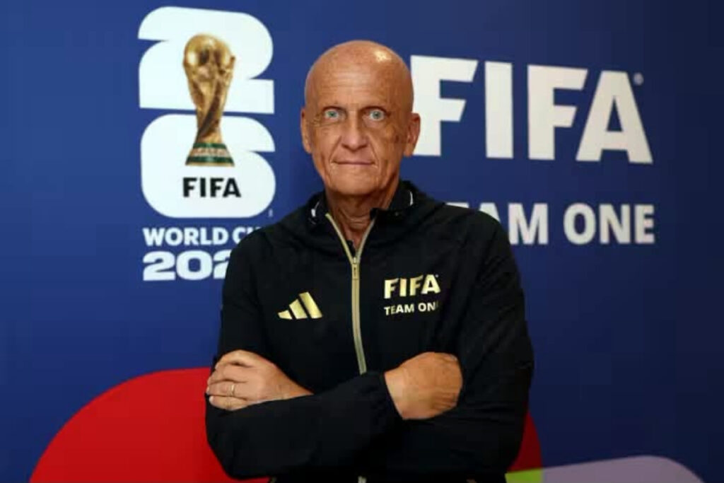 Pierluigi Collina added that the incident involving Mohamed Salah and Julián Álvarez was viewed as normal contact in football, which is why the referee and the VAR did not intervene