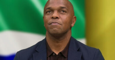 Quinton Fortune also echoed Benni McCarthy's words, saying that this incident is a disgrace to world football.