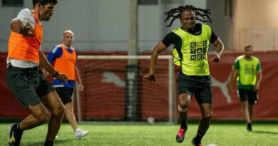 Siphiwe Tshabalala once again praised Thabo Moloisane, saying he is a defender of the right quality to play for Kaizer Chiefs.