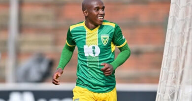 As Ndlovu chose to join Mamelodi Sundowns over Orlando Pirates, everyone is eagerly waiting to see how he will perform.
