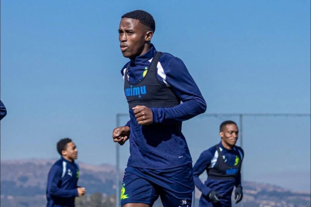 Siyanda Ndlovu said he is confident that he will succeed at Mamelodi Sundowns, and he then revealed where his confidence comes from.