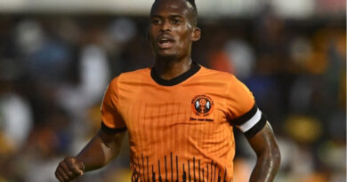 Now that the coach has made it clear that Thabang Matuludi is not going anywhere, he will now focus on helping the team as one of the experienced players.
