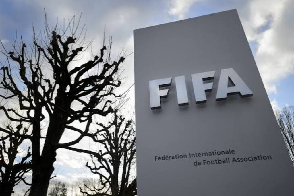 FIFA has once again instructed the South African Football Association (Safa) to immediately enforce this player registration ban.