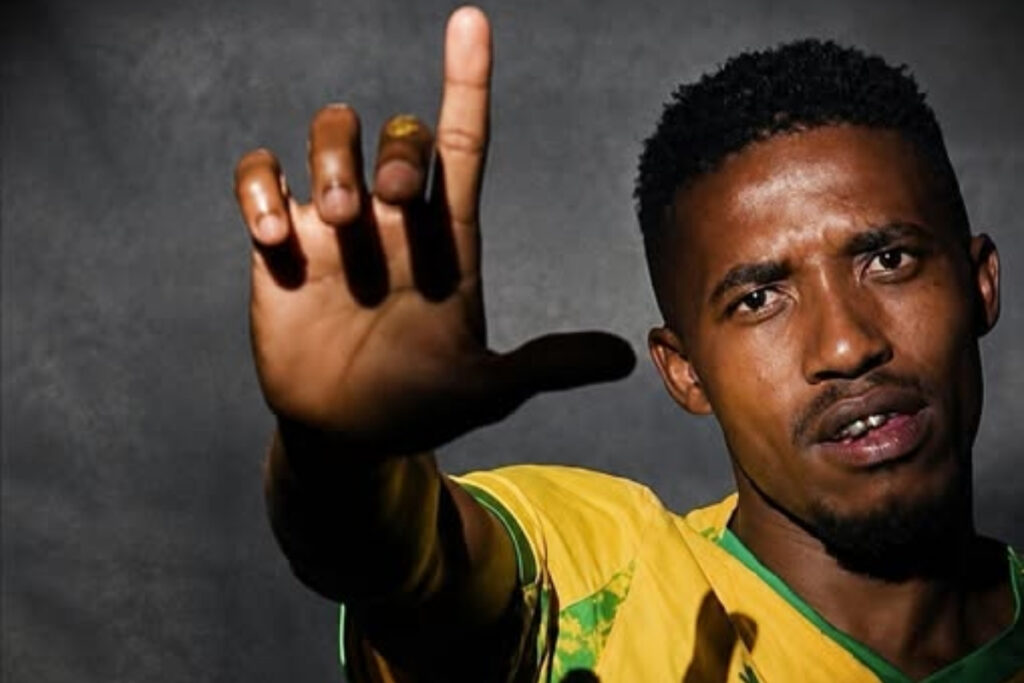 Miguel Cardoso said that Monnapule Saleng is no longer training with the team due to decisions he made that are not aligned with how a professional player should conduct themselves.