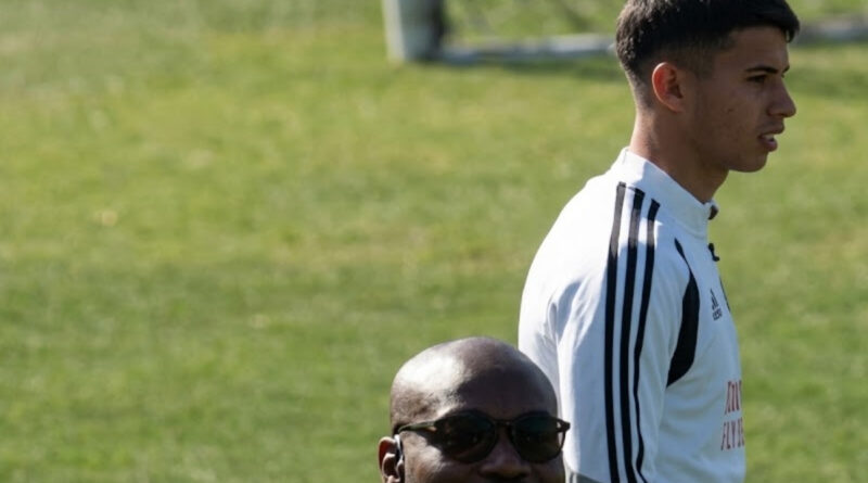 However, another source expressed doubt as to whether he would be able to adapt to the pace if signed by Orlando Pirates.