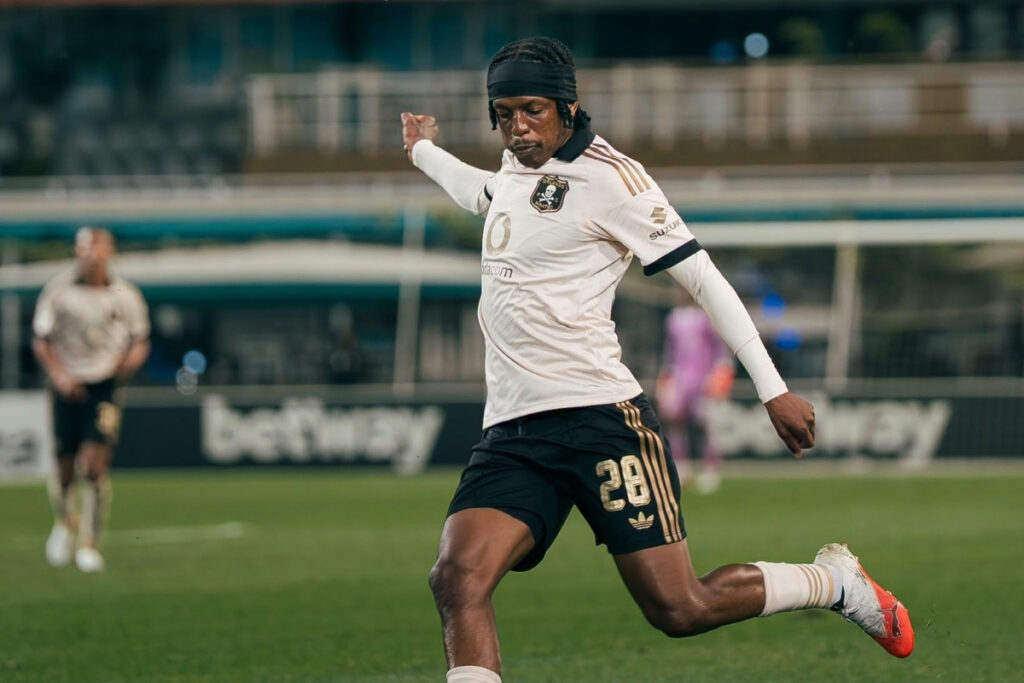 Abdeslam Ouaddou says Patrick Maswanganyi has also worked hard in gym sessions, demonstrating his commitment to becoming a key player for the team.