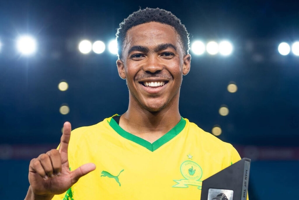 At Mamelodi Sundowns, this left-sided defender has not yet properly secured playing time, even though this is now his second season with the senior team.