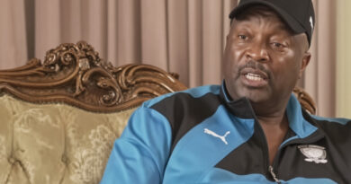 Amid his departure from Kaizer Chiefs, Glody Lilepo wiped most of his photos in the club's colors from social media.