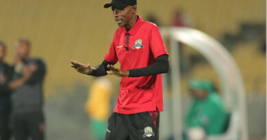 Despite that, the board ultimately showed Phuti Mohafe the door, and Ronnie Kanalelo has now been appointed in his place.