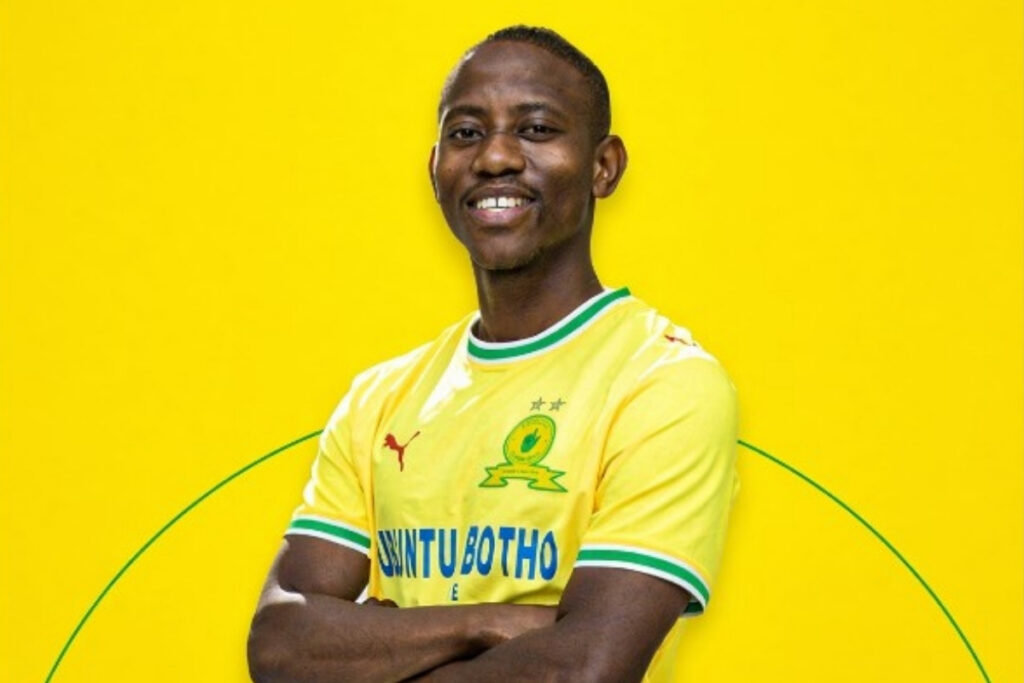 Now Thabo Cele has shifted focus from Naturena to Chloorkop, as Mamelodi Sundowns continue to strengthen their squad.