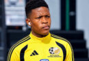 Abdeslam Ouaddou says that getting a Bafana Bafana call-up shouldn't make Yanela Mbuthuma rest on his laurels.