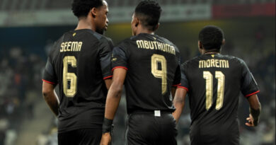 Abdeslam Ouaddou will hope that Yanela Mbuthuma and Radiopane maintain their goalscoring form.